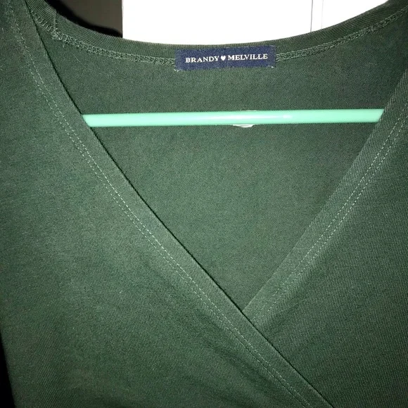 Brandy Melville Amara Top Bundle - Picture 5 of 10